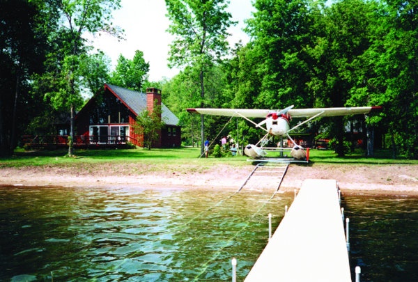 float_plane_marine_rail_12.jpg