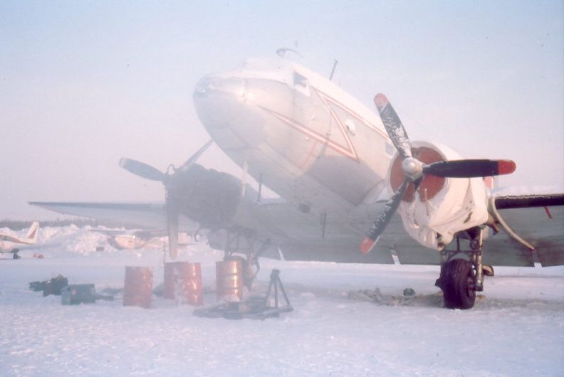 Engine Change Gillam 1974.jpg