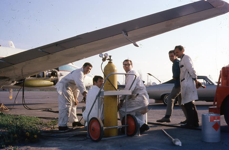ST-27 air tanks Andre Belanger pic.jpg