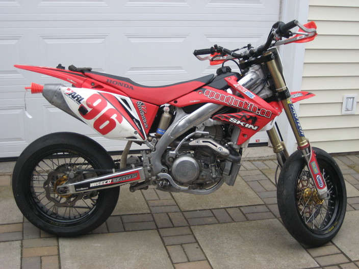 resize%20crf1.jpg